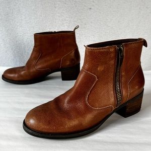 Tara M Grace Brown Leather Zip Up Heeled Boots women’s 8.5 soft leather booties